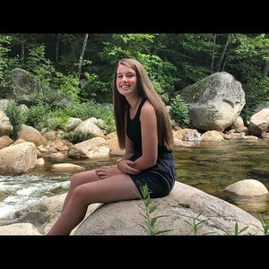 Meet your Posher, Hannah